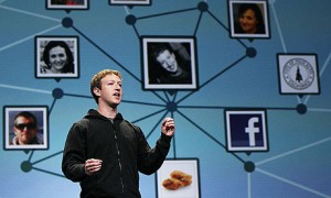 http://mundoconectado.net/wp-content/uploads/2011/05/Facebook-Zuckerberg-004-300x180.jpg